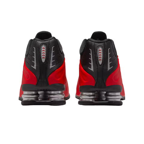 NIKE SHOX R4 UNIVERSITY RED