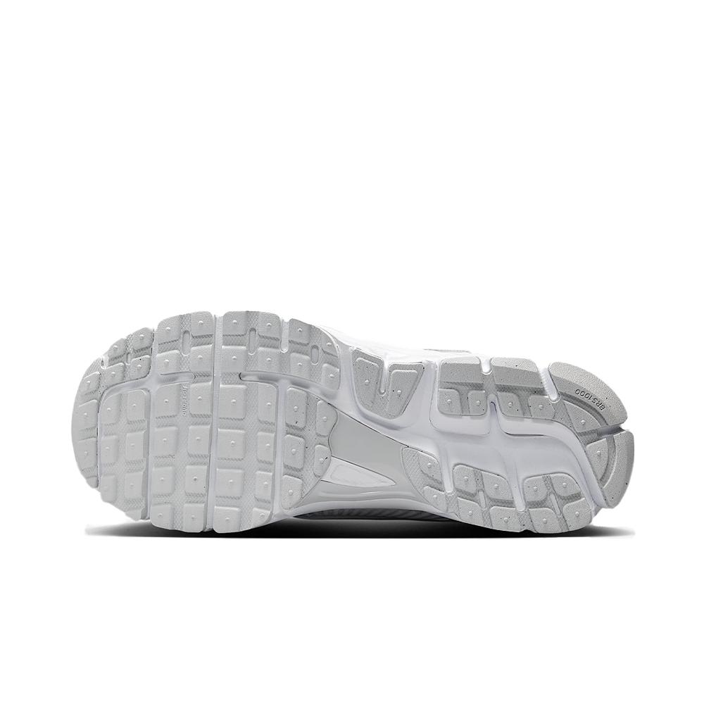 Nike Zoom Vomero 5 (W)