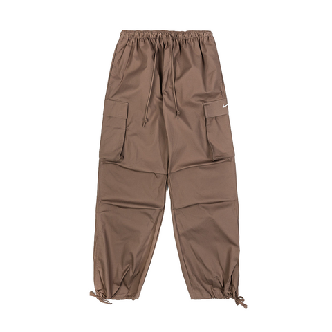 Nike Sportswear Women's Mid-Rise Oversized Cargo Trousers