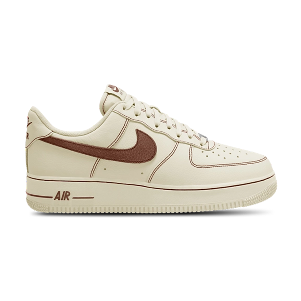 Nike Air Force 1 '07 LV8