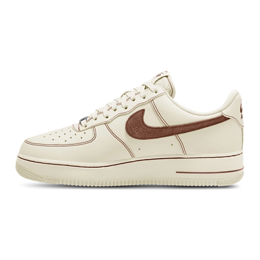 Nike Air Force 1 '07 LV8