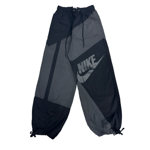 Nike Sportswear Women's Mid-Rise Loose Woven Open-Hem Pants