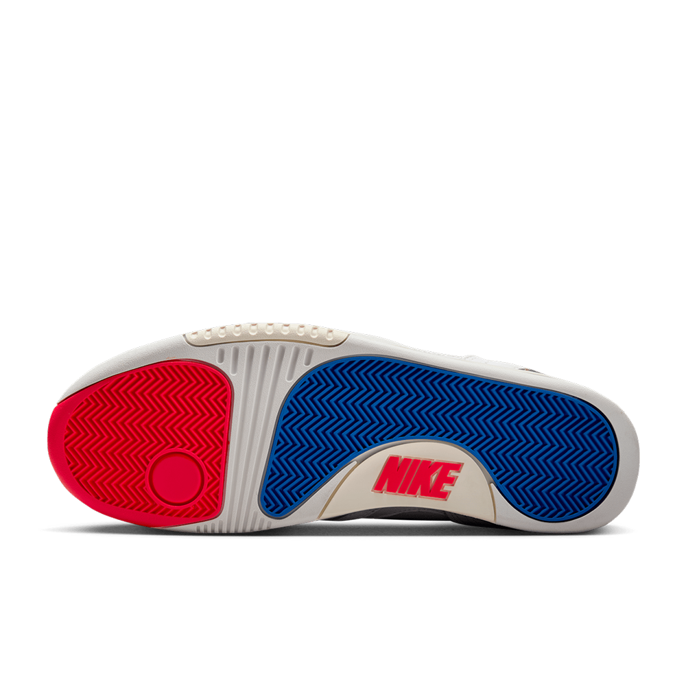 Nike Air Tech Challenge II QS