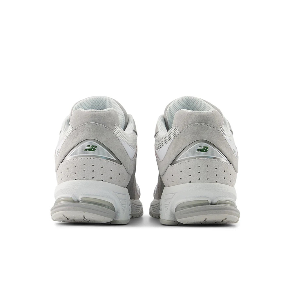 New Balance 2002R