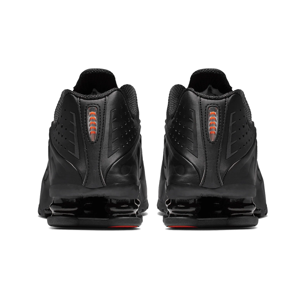 NIKE SHOX R4 TRIPLE BLACK