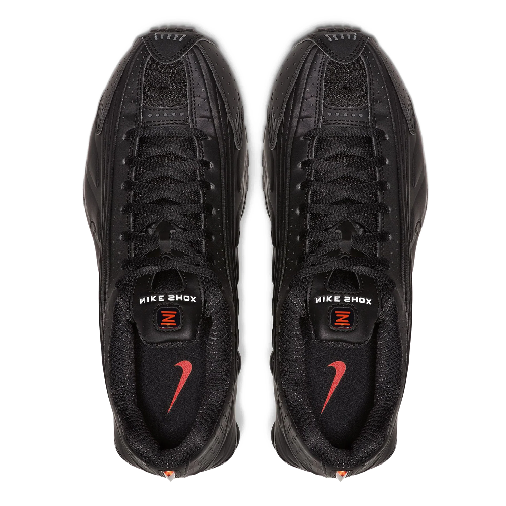 NIKE SHOX R4 TRIPLE BLACK