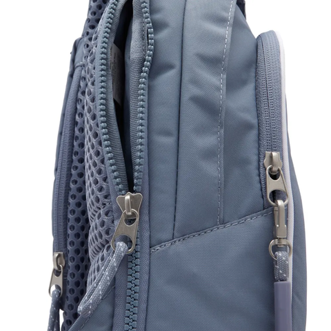 Nike Sportswear Essentials Sling Bag