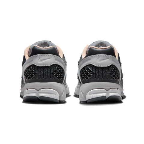 NIKE ZOOM VOMERO 5 SMOKE GREY