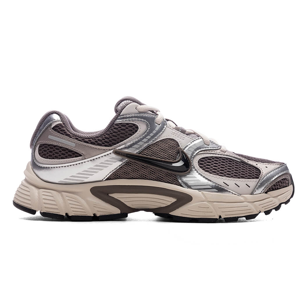 Nike V5 RNR
